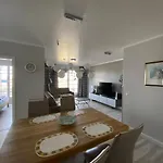 Ferienwohnungen Zeuke Auf Ruegen 宾茨
