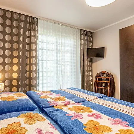 Zeuke Auf Ruegen Apartment *