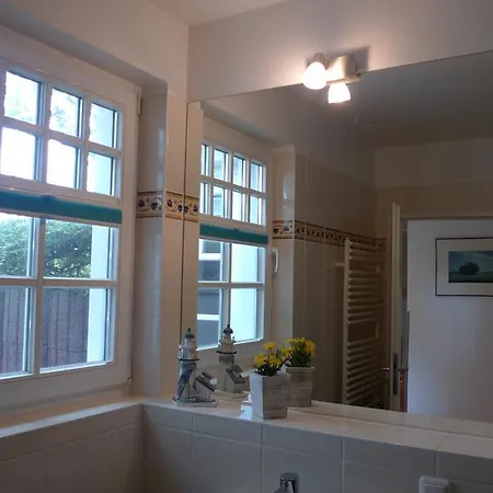 Zeuke Auf Ruegen Appartement *