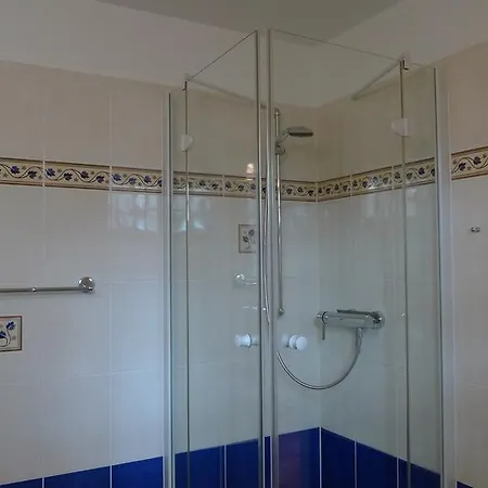 Auf Ruegen דירה בינץ