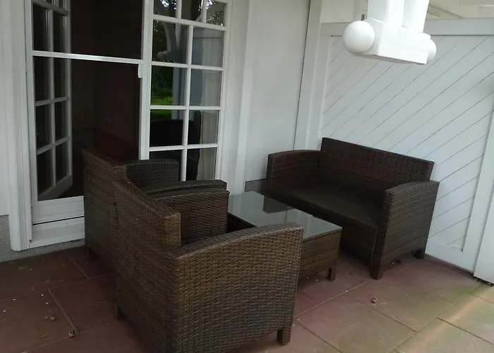 Ferienwohnungen Zeuke Auf Ruegen Apartament *